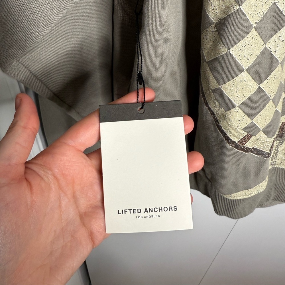 Lifted Anchors - Love Means Nothing XS Grey graphic hoodie - Small NWT - Picture 6 of 6